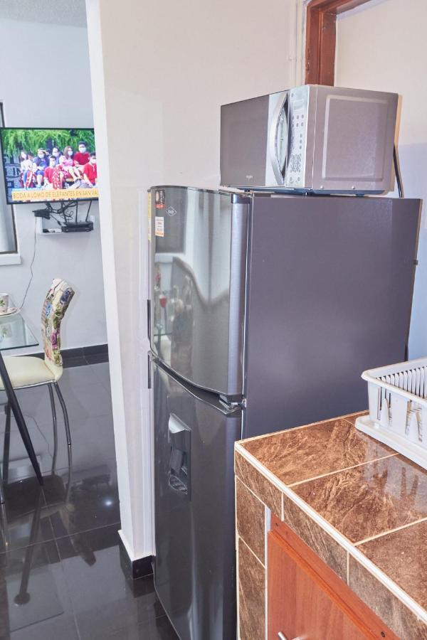 Cozy Apartment Excellent Location, Air Conditioning Cali Εξωτερικό φωτογραφία